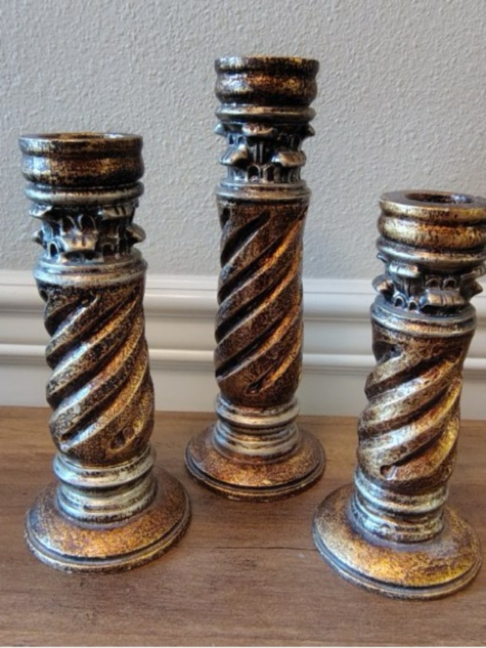 Vtg Twisted Gold Gilt Neoclassical Candle Sticks Hollywood Regency Ornate - 3